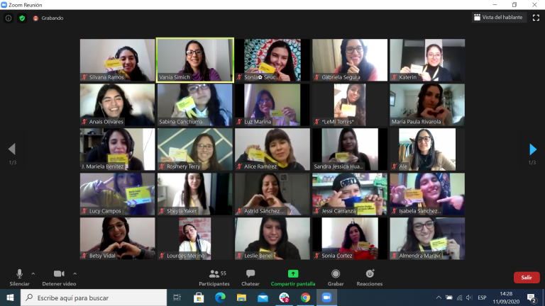 Cover photo for Breaking the Technology Gap for Low-income Latinx Women
